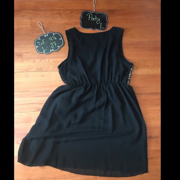 Black and Gold Sequin Sleeveless Dress - Picture 3 of 8